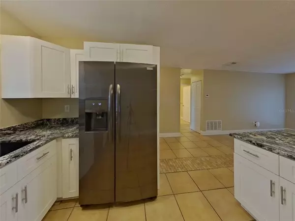 St Petersburg, FL 33709,6092 BURCH ST N