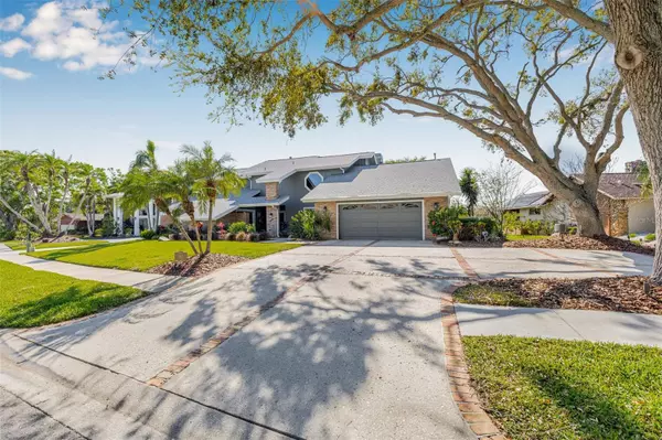 9011 BAYWOOD PARK DR, Seminole, FL 33777