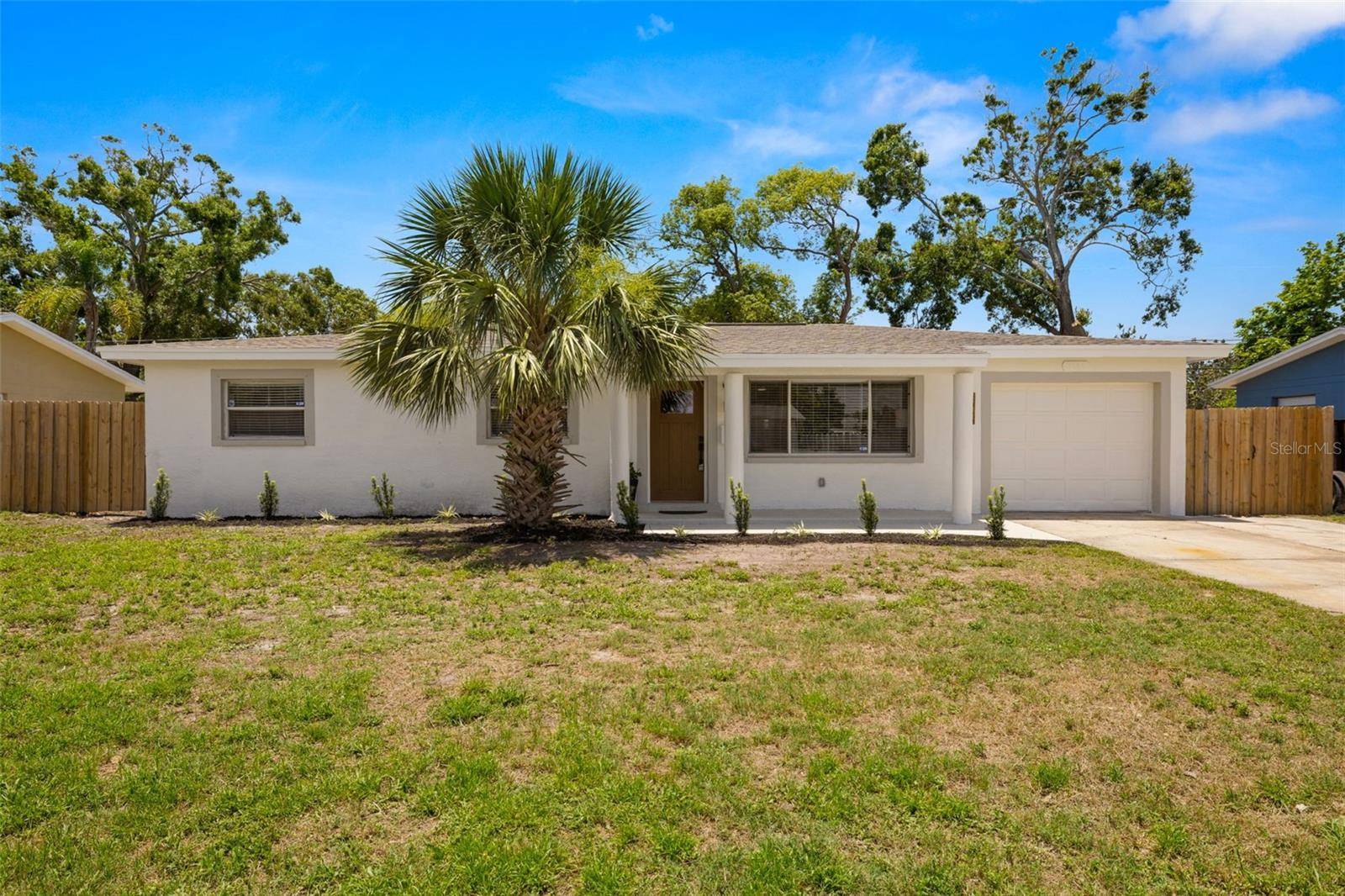 2066 62ND PI S, St Petersburg, FL 33712