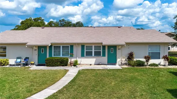 1906 CANTERBURY LN #20, Sun City Center, FL 33573