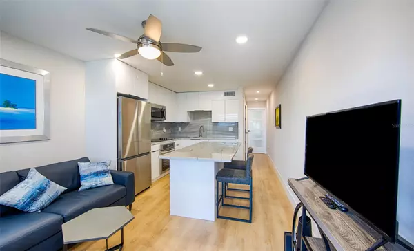 St Petersburg, FL 33706,8567 W GULF BLVD #27N