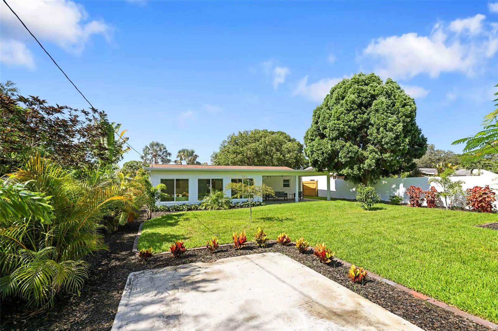St Petersburg, FL 33713,4229 7TH AVE N