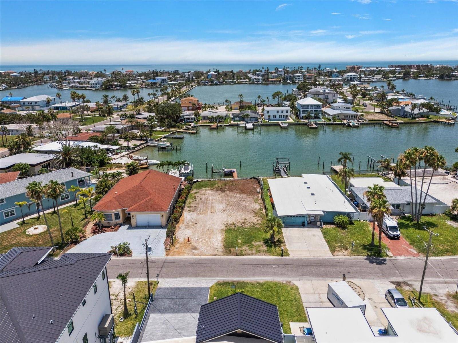Redington Beach, FL 33708,16106 5TH ST E