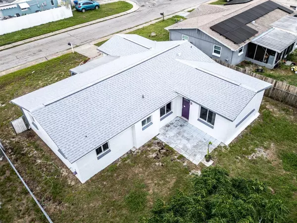 Holiday, FL 34691,1415 YALE DR