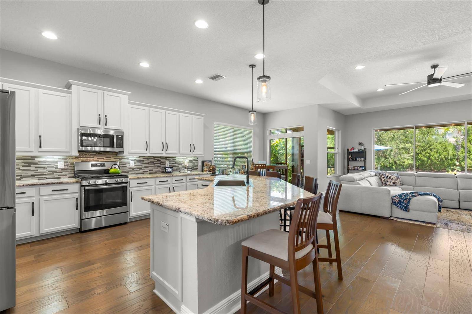 Wesley Chapel, FL 33543,31275 SPRUCEBERRY CT