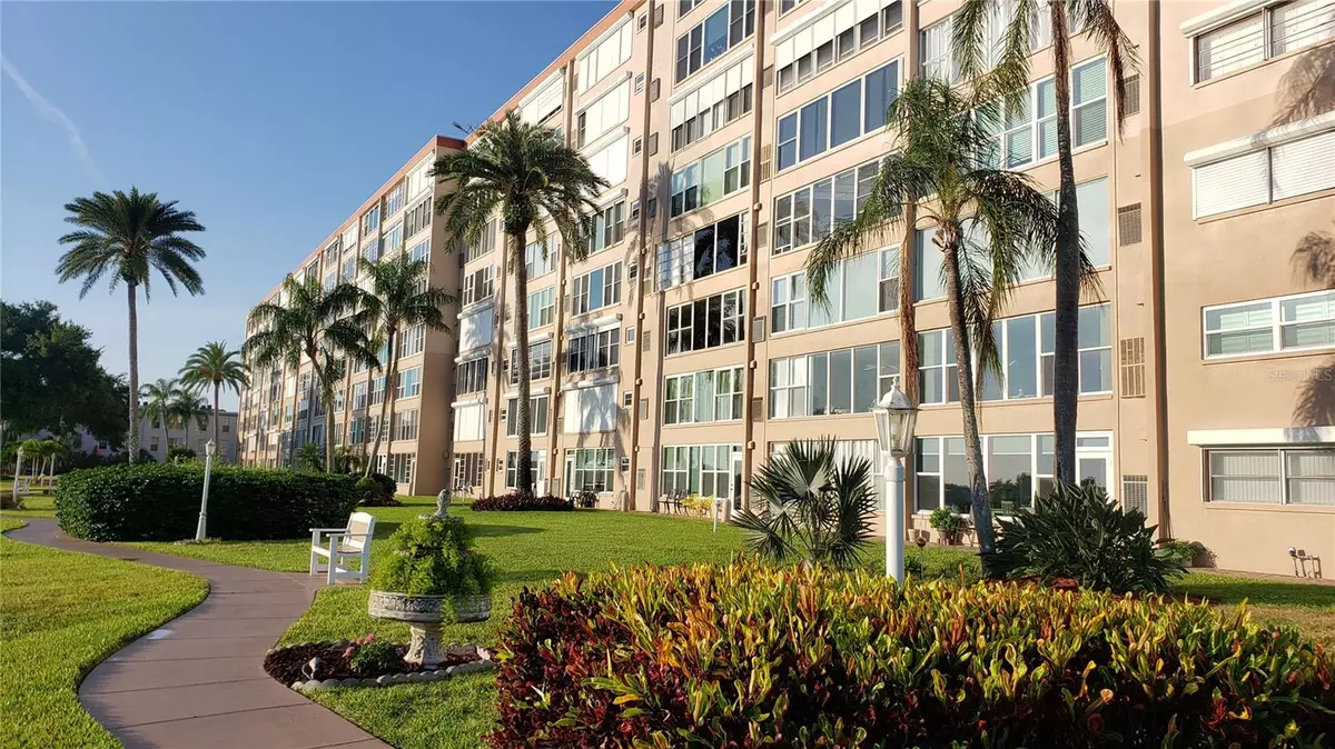 South Pasadena, FL 33707,1847 SHORE DRIVE S #415