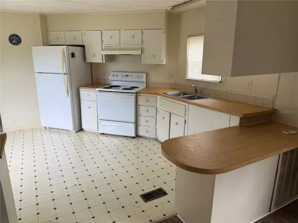 Hudson, FL 34667,7135 FLORESTATE DR