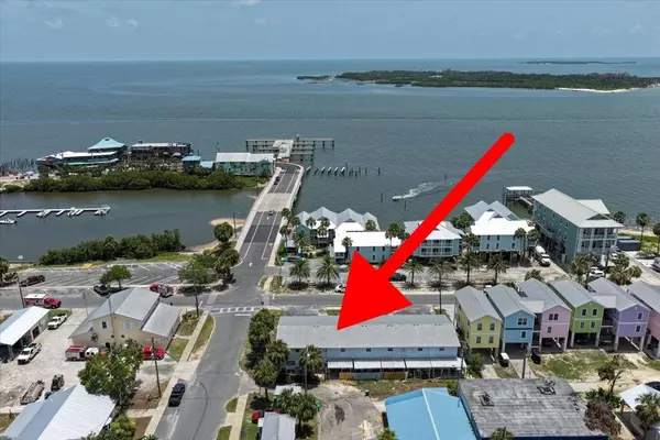 Cedar Key, FL 32625,511 1ST ST