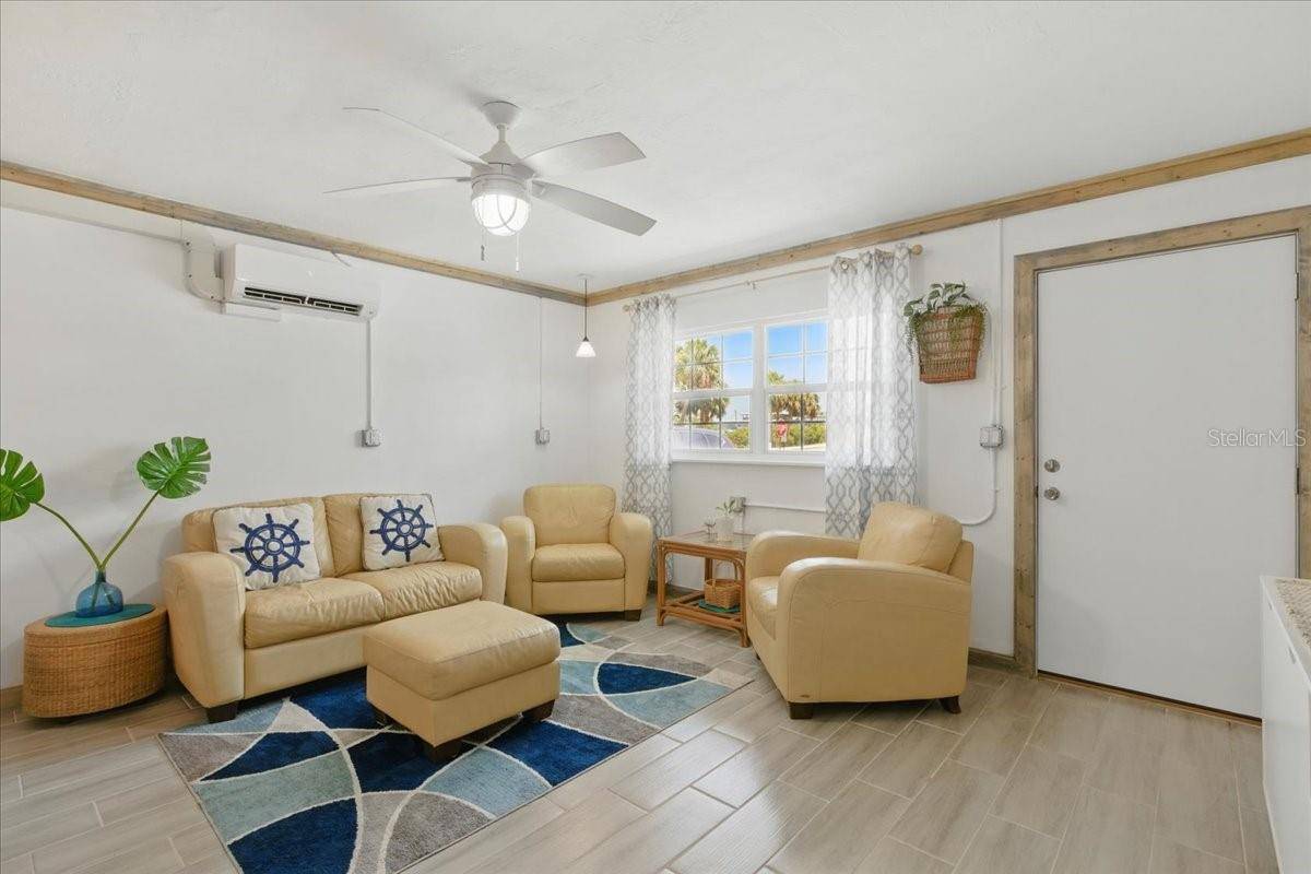 Cedar Key, FL 32625,511 1ST ST