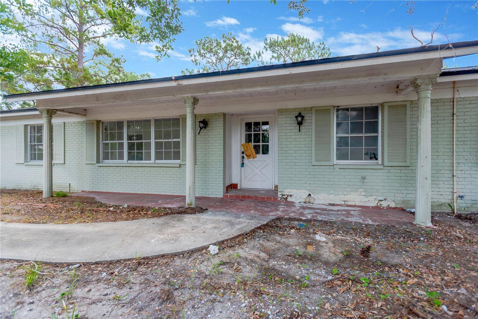Brandon, FL 33511,605 RONELE DR