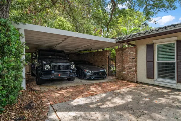 Belleair, FL 33756,7 ROSERY LN
