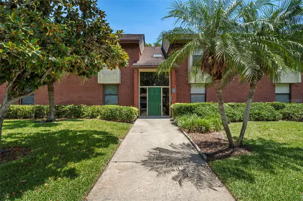 214 CARYL WAY, Oldsmar, FL 34677