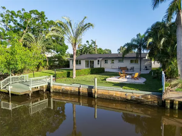 St Petersburg, FL 33703,243 45TH AVE NE