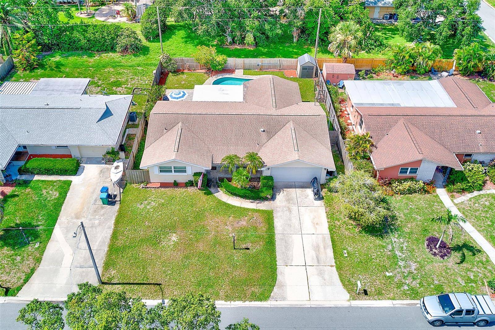 Seminole, FL 33772,11082 90TH TER