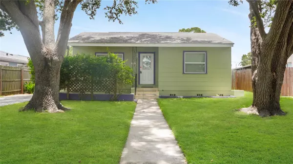 Gulfport, FL 33707,5725 18TH AVE S