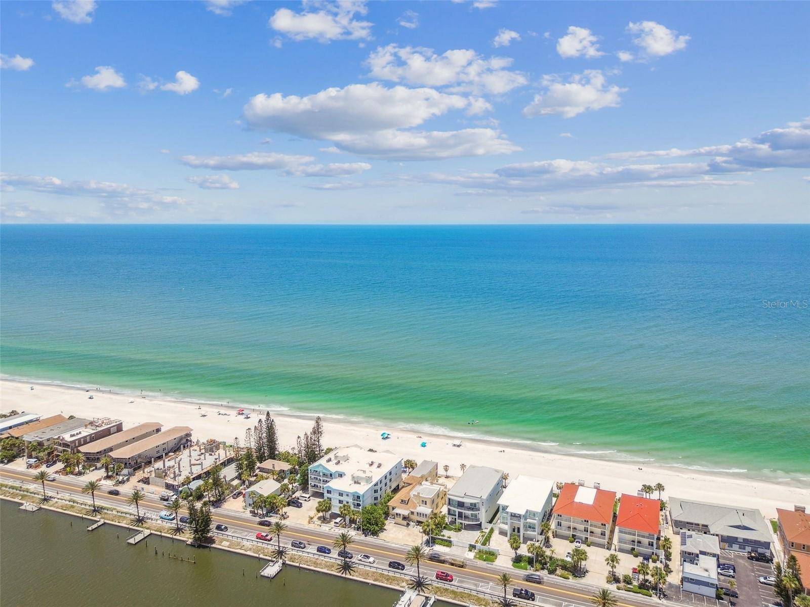 30 GULF BLVD, Indian Rocks Beach, FL 33785