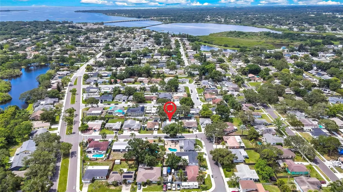 Oldsmar, FL 34677,1809 CHINABERRY DR