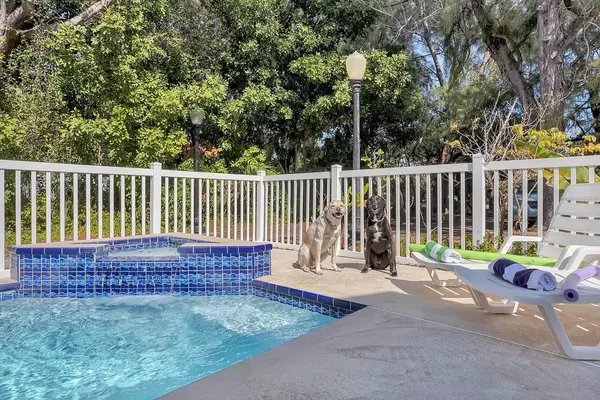 Treasure Island, FL 33706,12458 1ST ST W