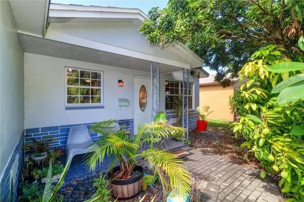 St Petersburg, FL 33713,3910 14TH AVE N