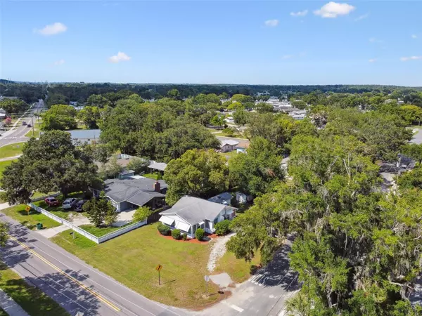 Zephyrhills, FL 33542,5906 12TH ST