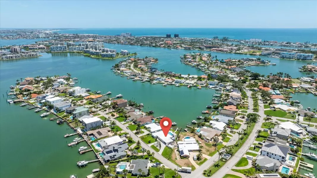7892 10TH AVE S, St Petersburg, FL 33707
