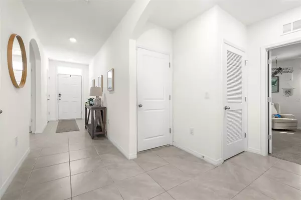 Wesley Chapel, FL 33545,9098 FORGE BREEZE LOOP