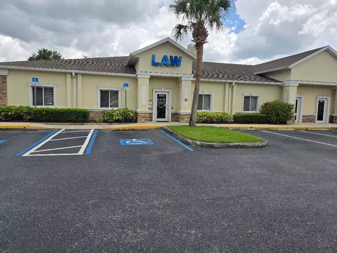 Lithia, FL 33547,5476 LITHIA PINECREST RD