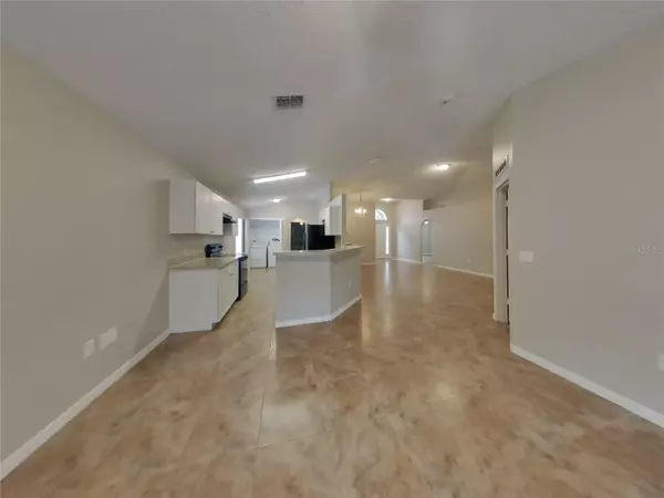 Wesley Chapel, FL 33545,30320 BIRDHOUSE DR