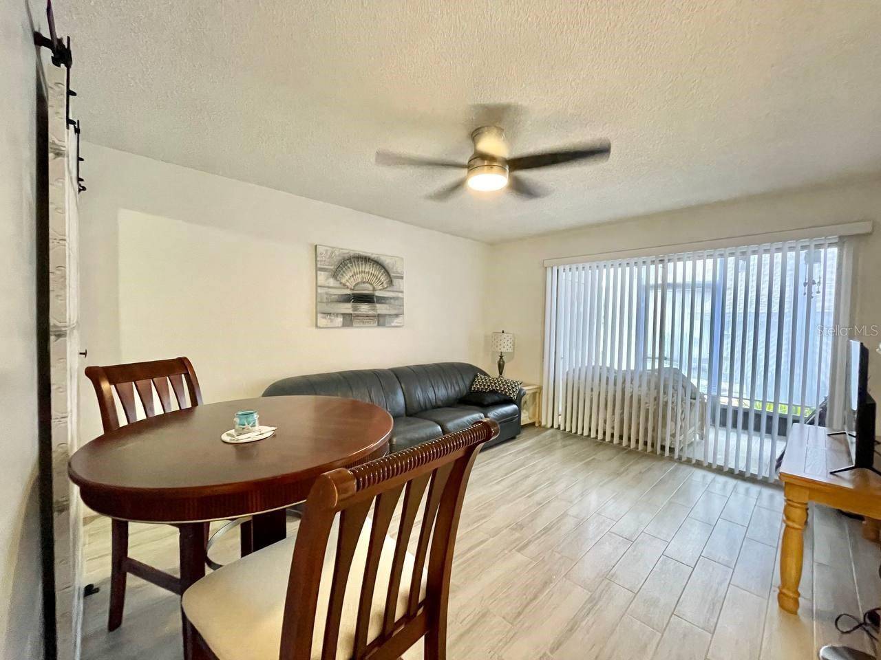 Tampa, FL 33615,6342 NEWTOWN CIR #42A1