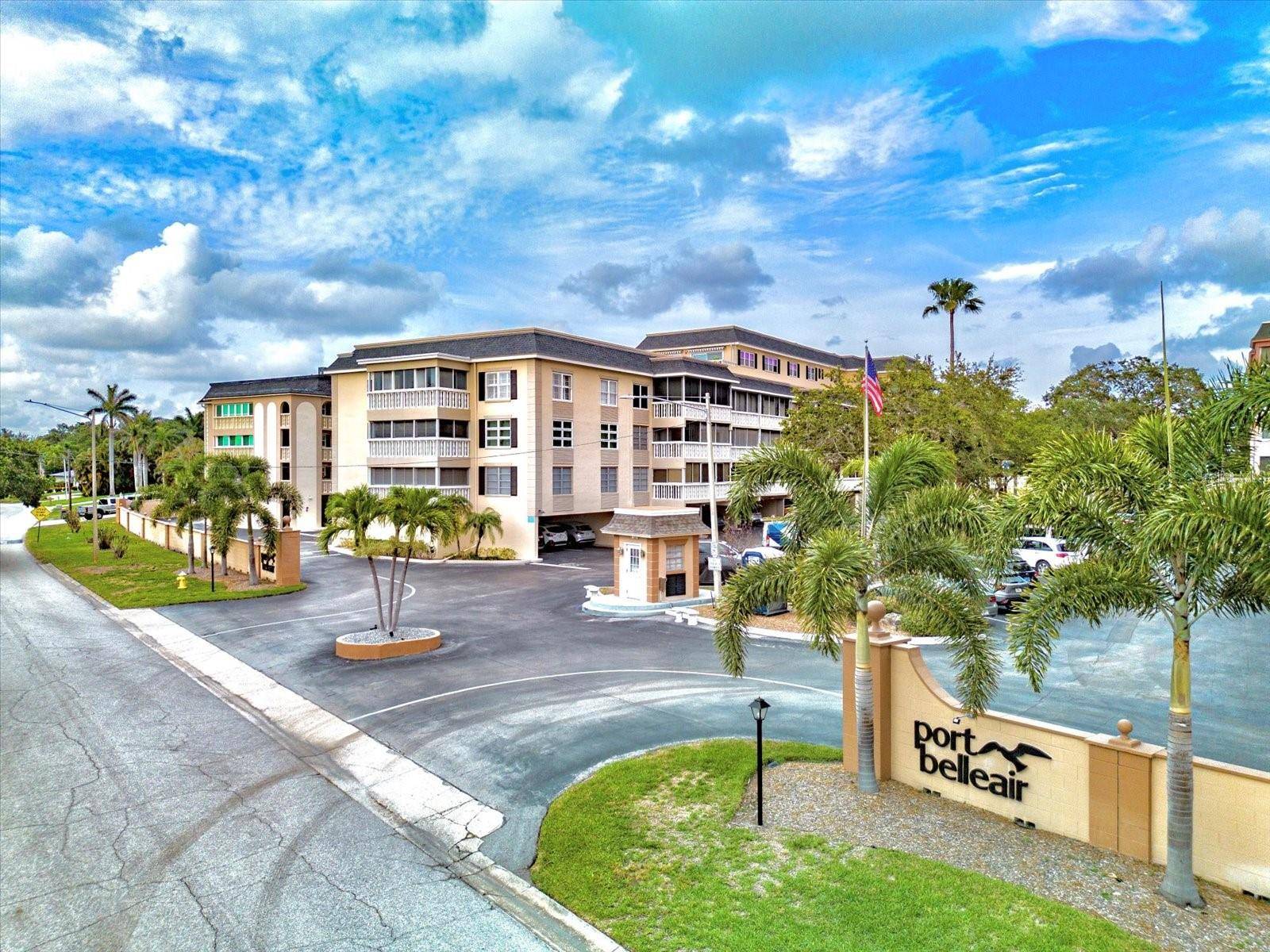 139 BLUFF VIEW DR #405, Belleair Bluffs, FL 33770