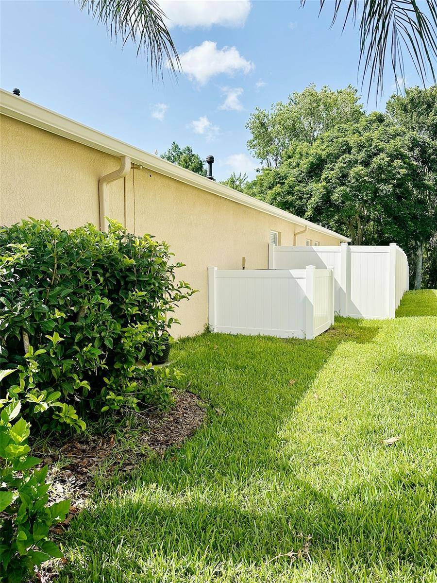 Land O Lakes, FL 34638,19743 ELLENDALE DR