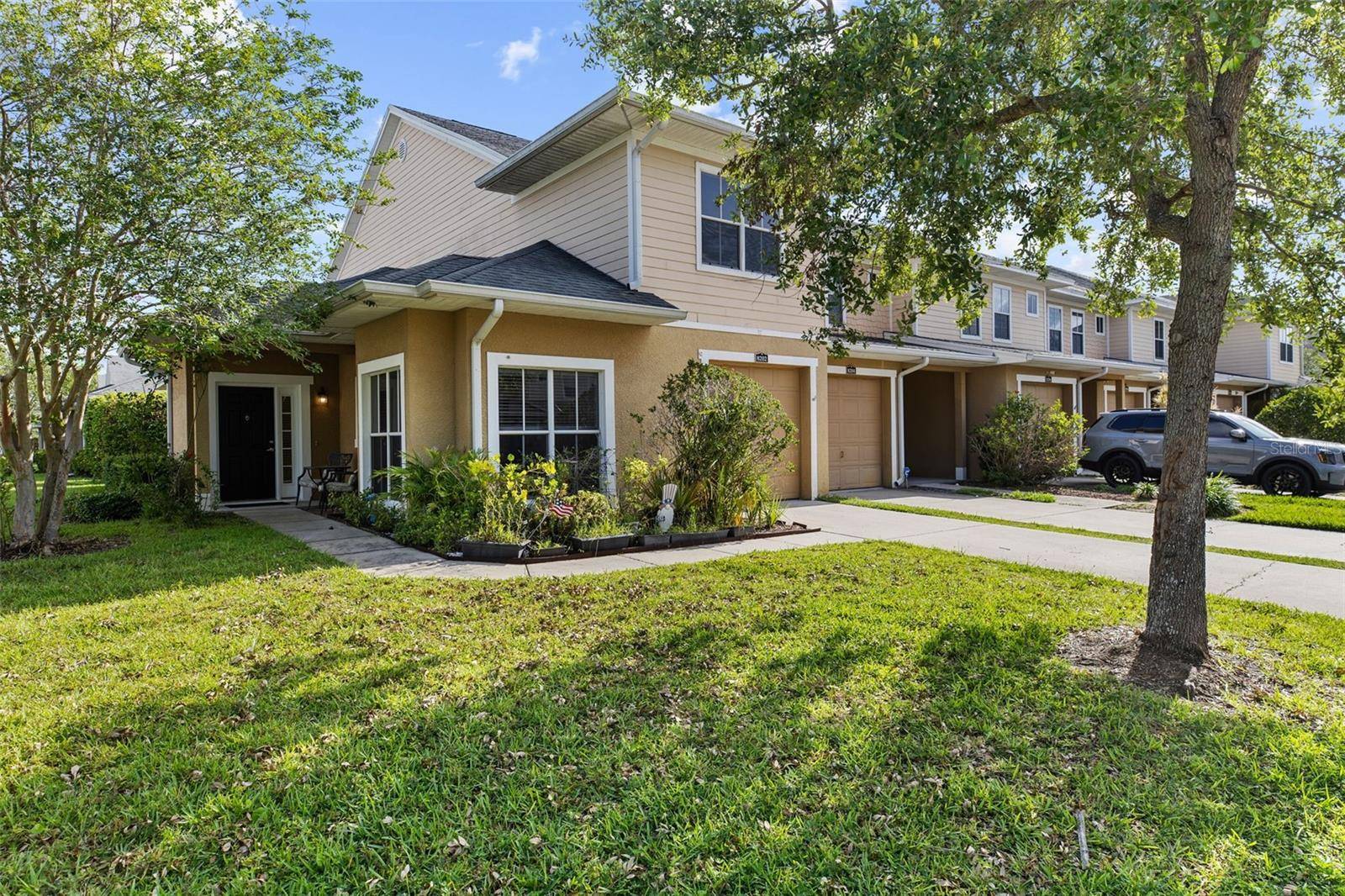 Tampa, FL 33610,8202 DOWN ROYAL RD