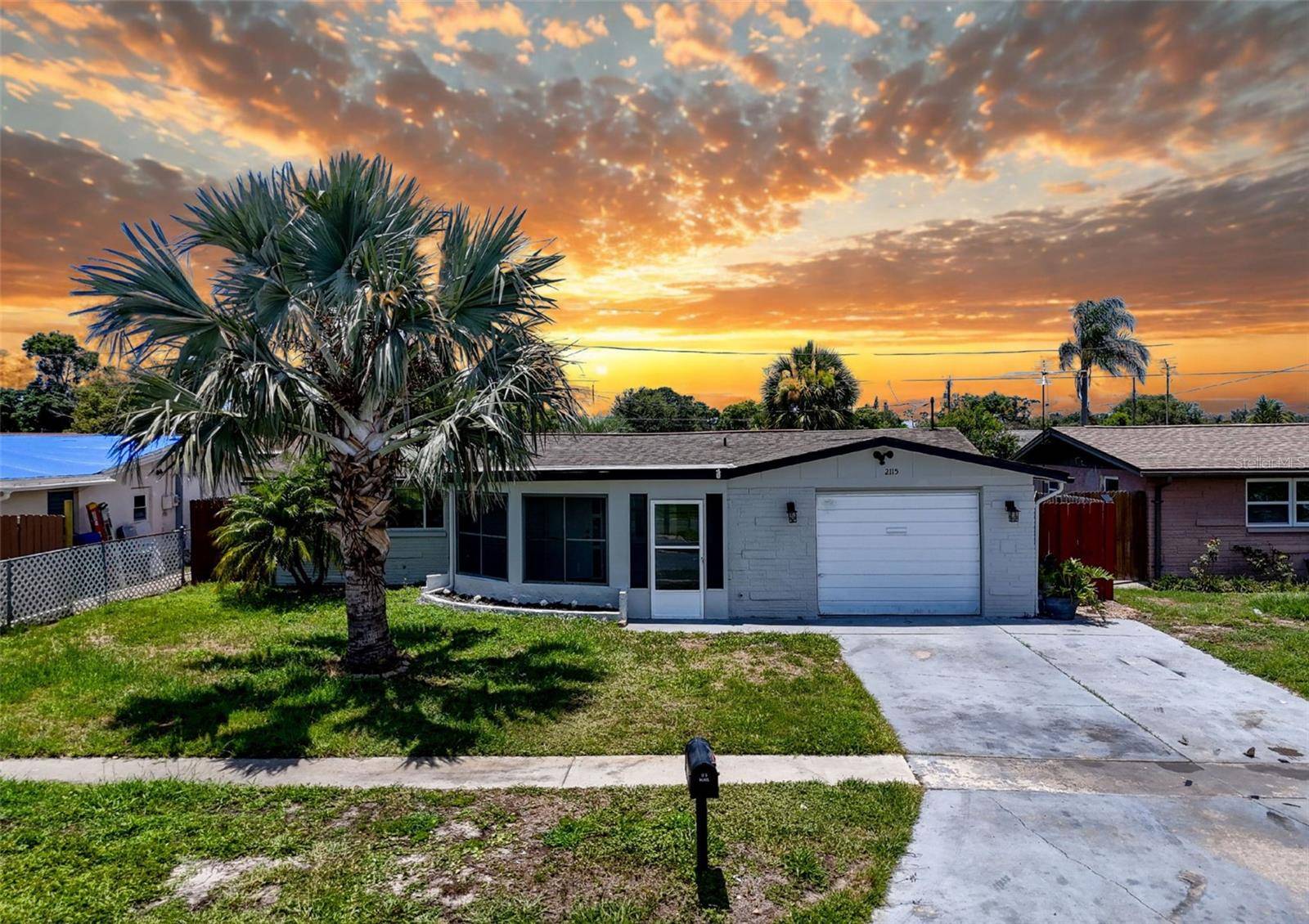 2115 ERIN DR, Holiday, FL 34690