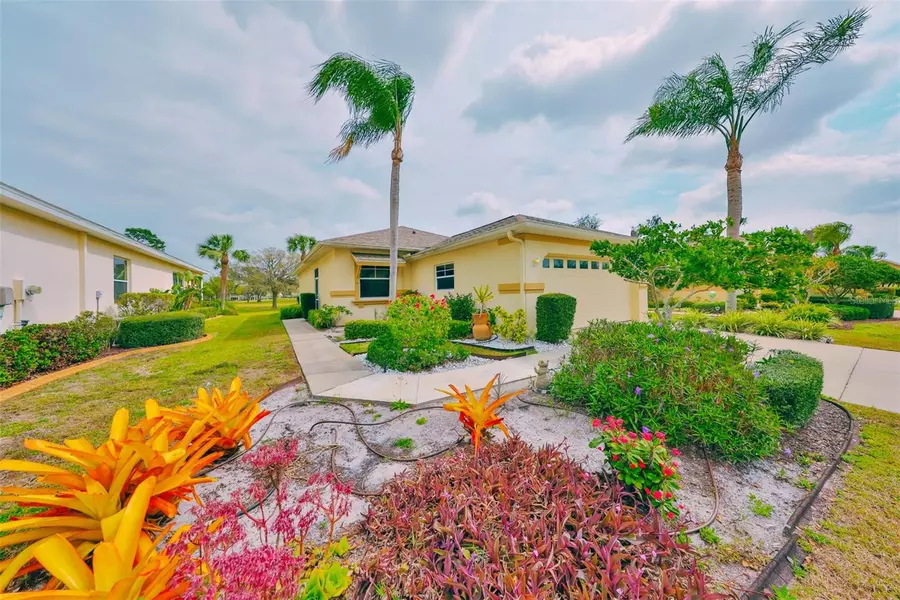 1911 STERLING GLEN CT, Sun City Center, FL 33573