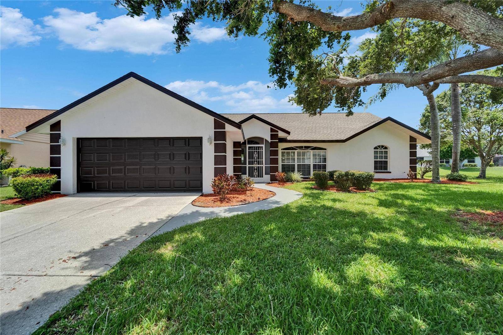 Bradenton, FL 34208,916 48TH STREET DR E