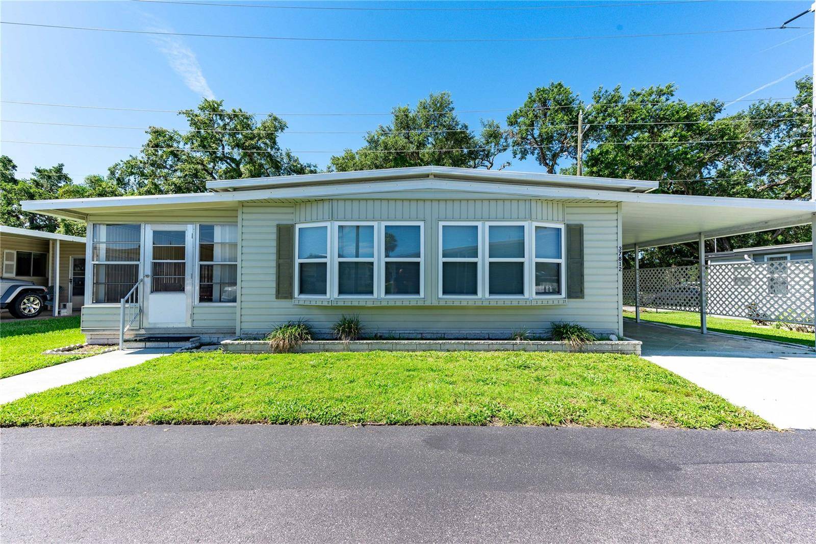 37812 VALENCIA AVE, Zephyrhills, FL 33541