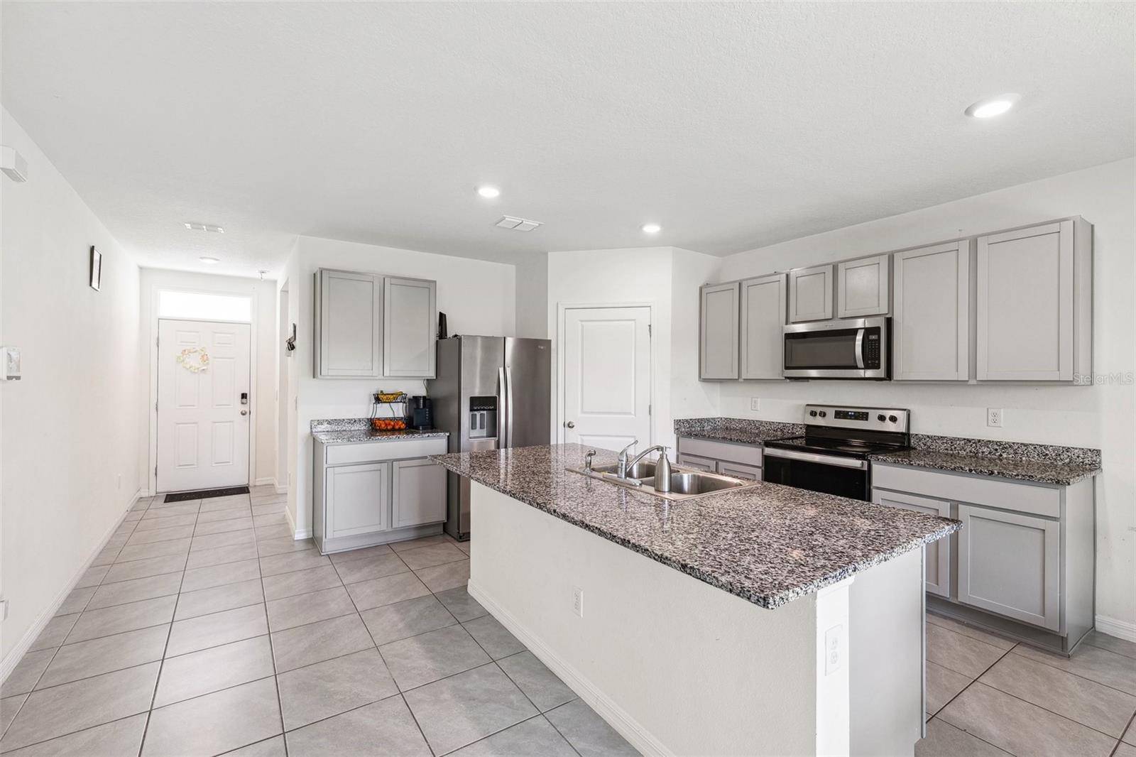 Wesley Chapel, FL 33545,33657 FIELD MAPLE LOOP