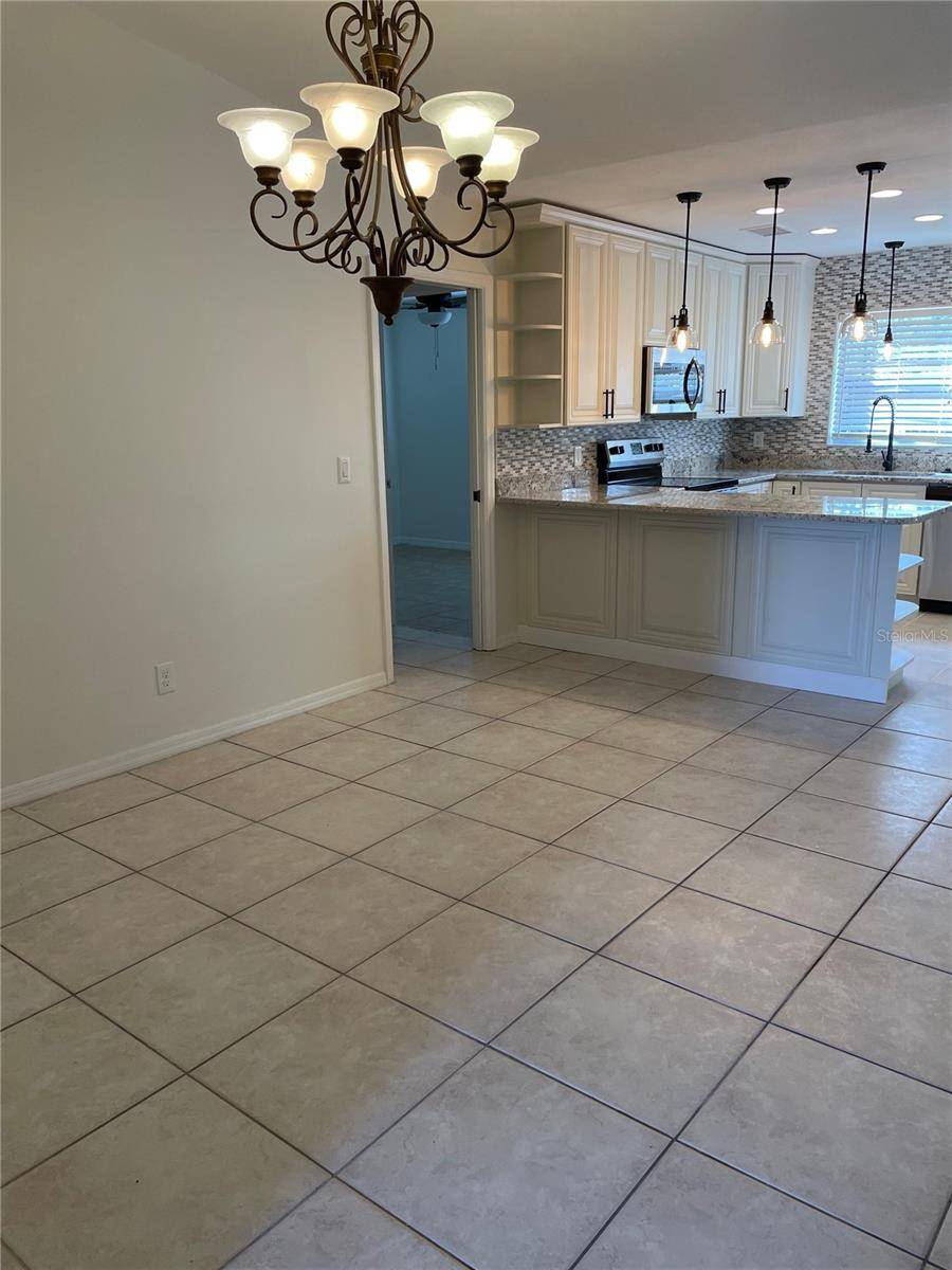 Dunedin, FL 34698,1424 CHESTERFIELD DR