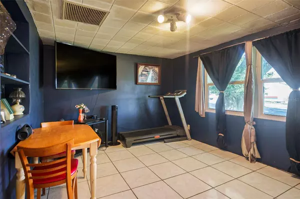 Zephyrhills, FL 33542,5651 6TH ST