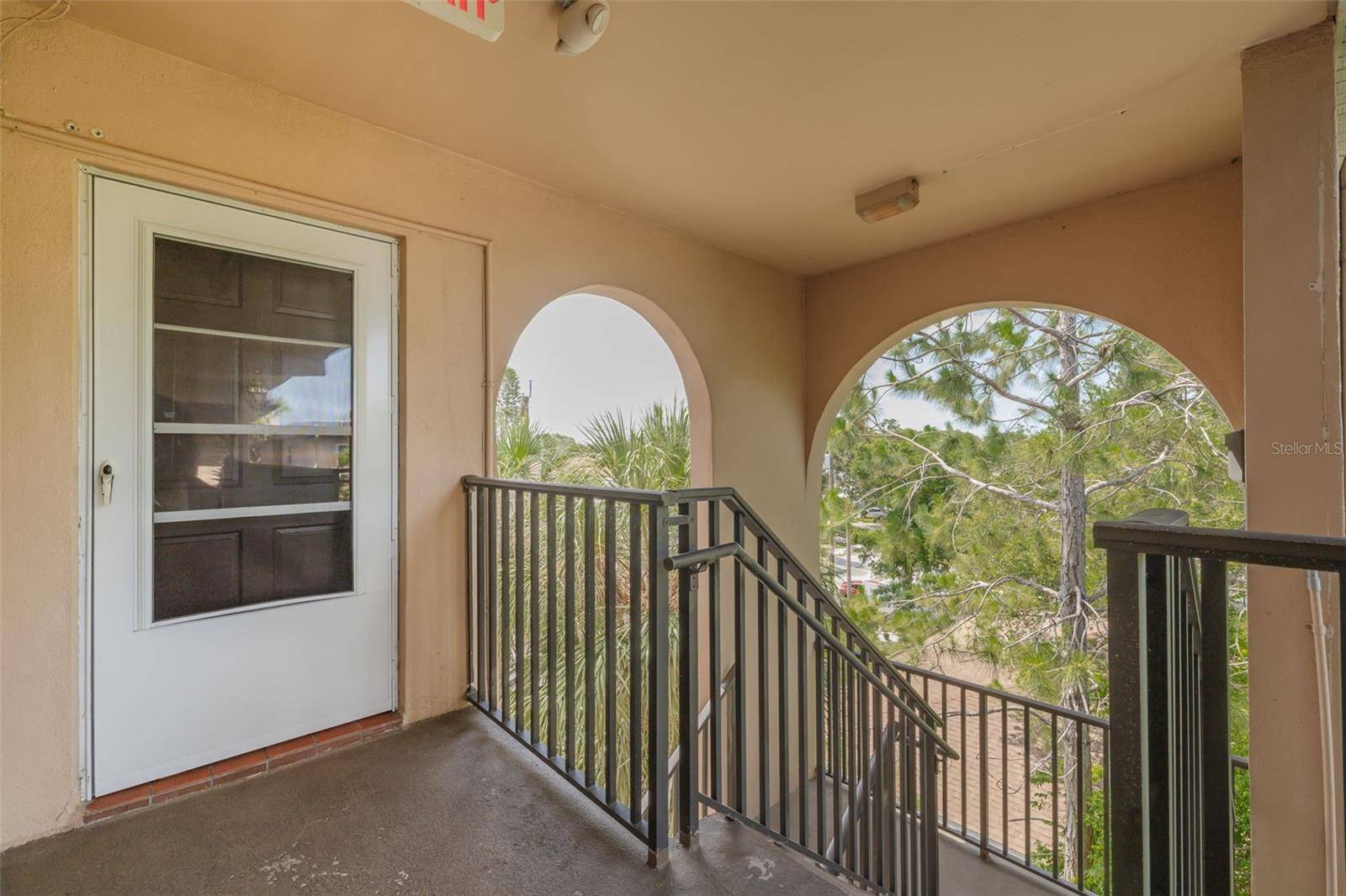 Largo, FL 33770,2525 W BAY DR #A46