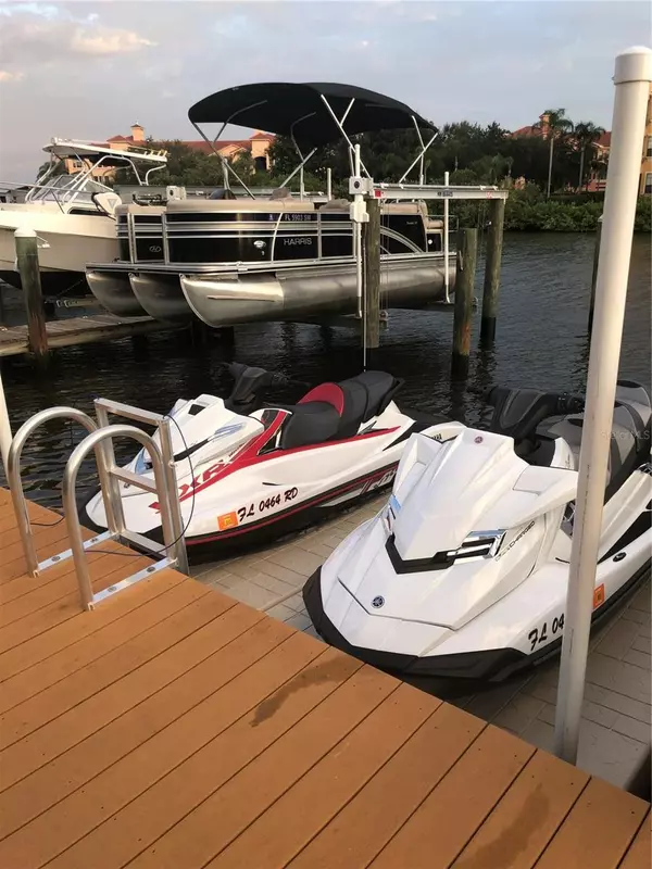 Clearwater, FL 33764,2741 VIA CIPRIANI #916A