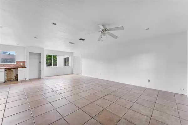 St Lucie West, FL 34983,1041 SE SPINNAKER AVE