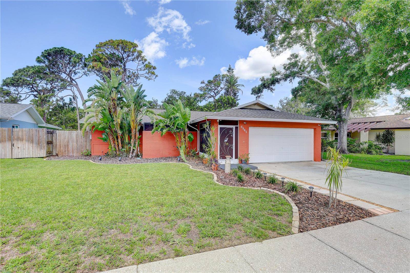 Pinellas Park, FL 33781,6865 CIRCLE CREEK DR
