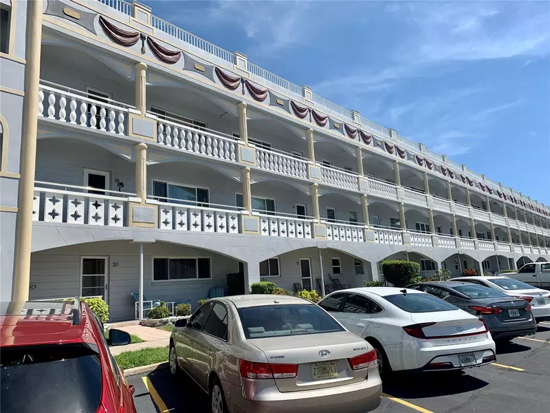 2410 FRANCISCAN DR #18, Clearwater, FL 33763