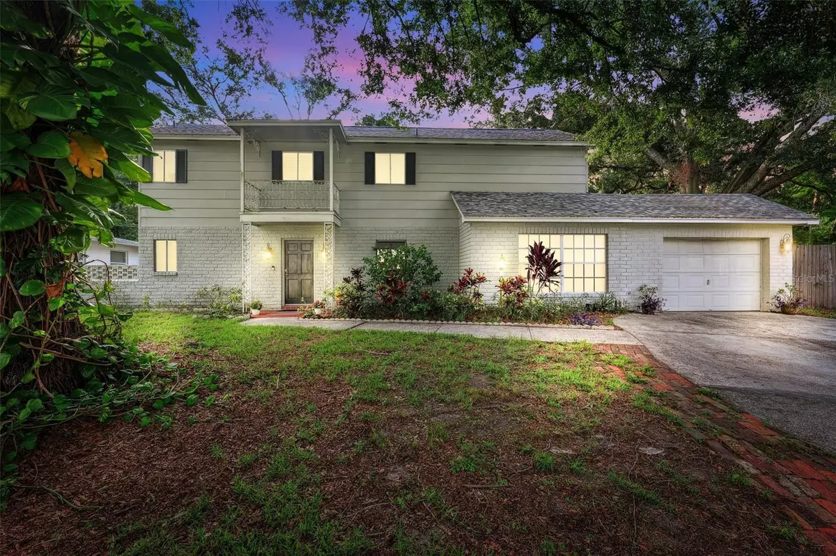 Tampa, FL 33613,14803 TULIP DR