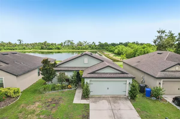636 CHATHAM WALK DR, Ruskin, FL 33570