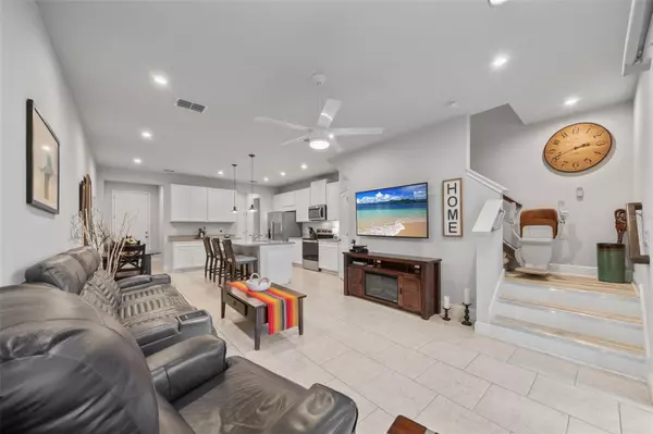 Lutz, FL 33558,5813 GRAND SONATA AVE