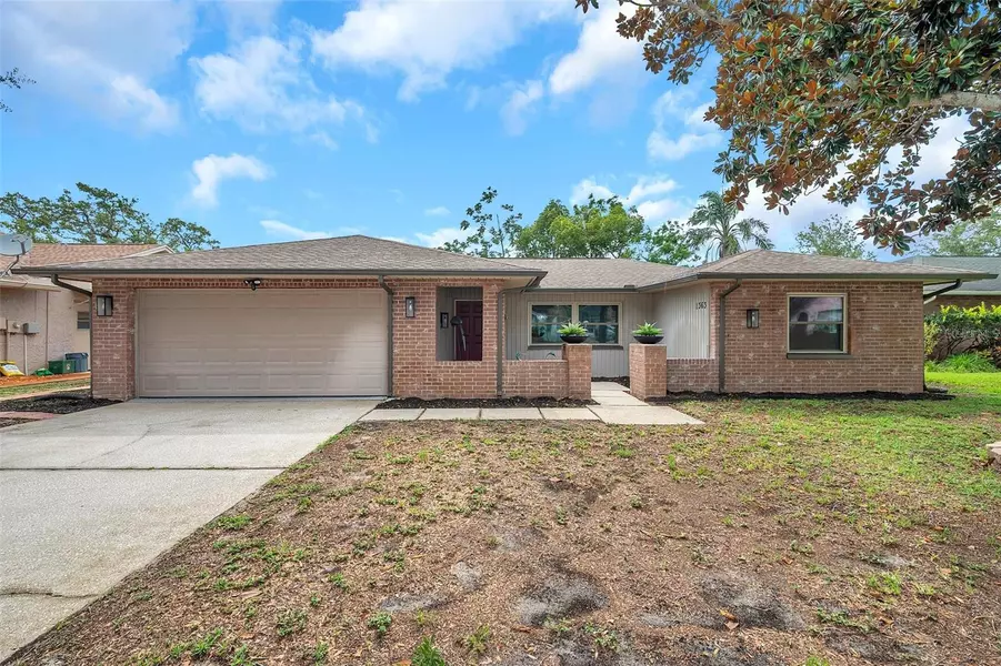 1363 COTTAGE GROVE RD, Tarpon Springs, FL 34689