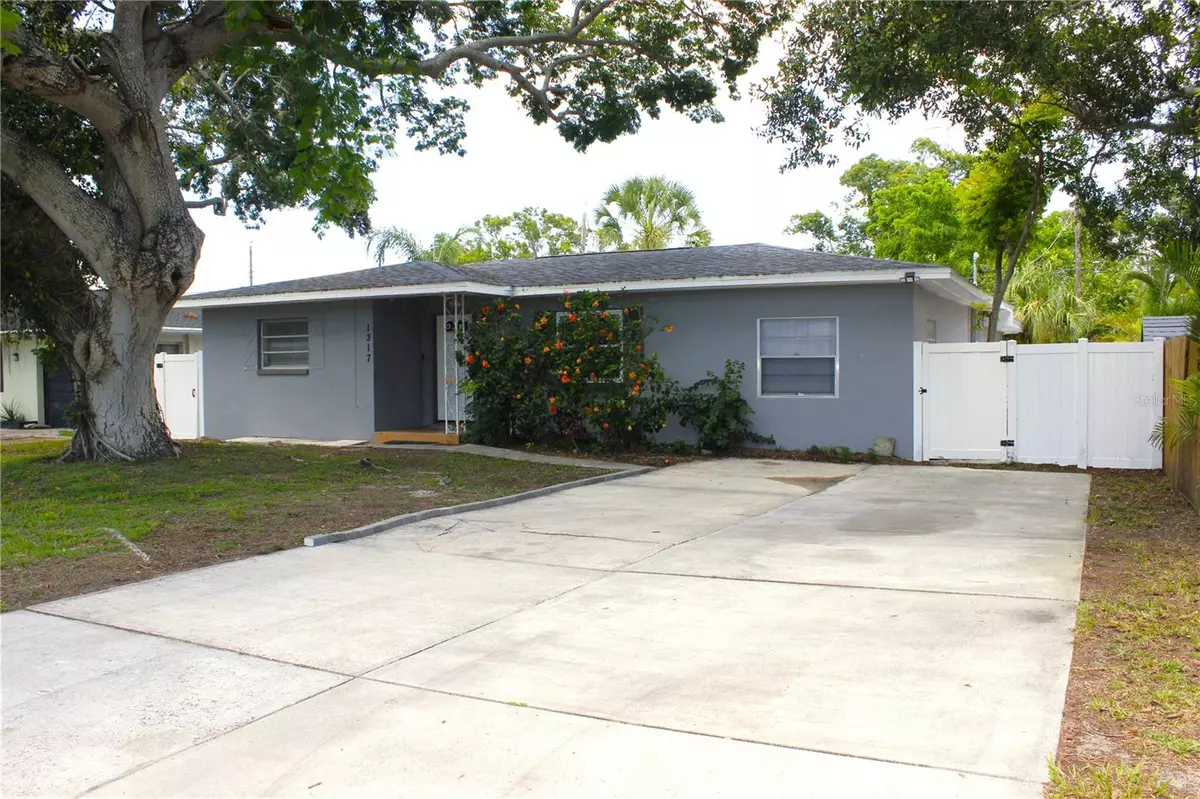 Clearwater, FL 33756,1317 S BETTY LN