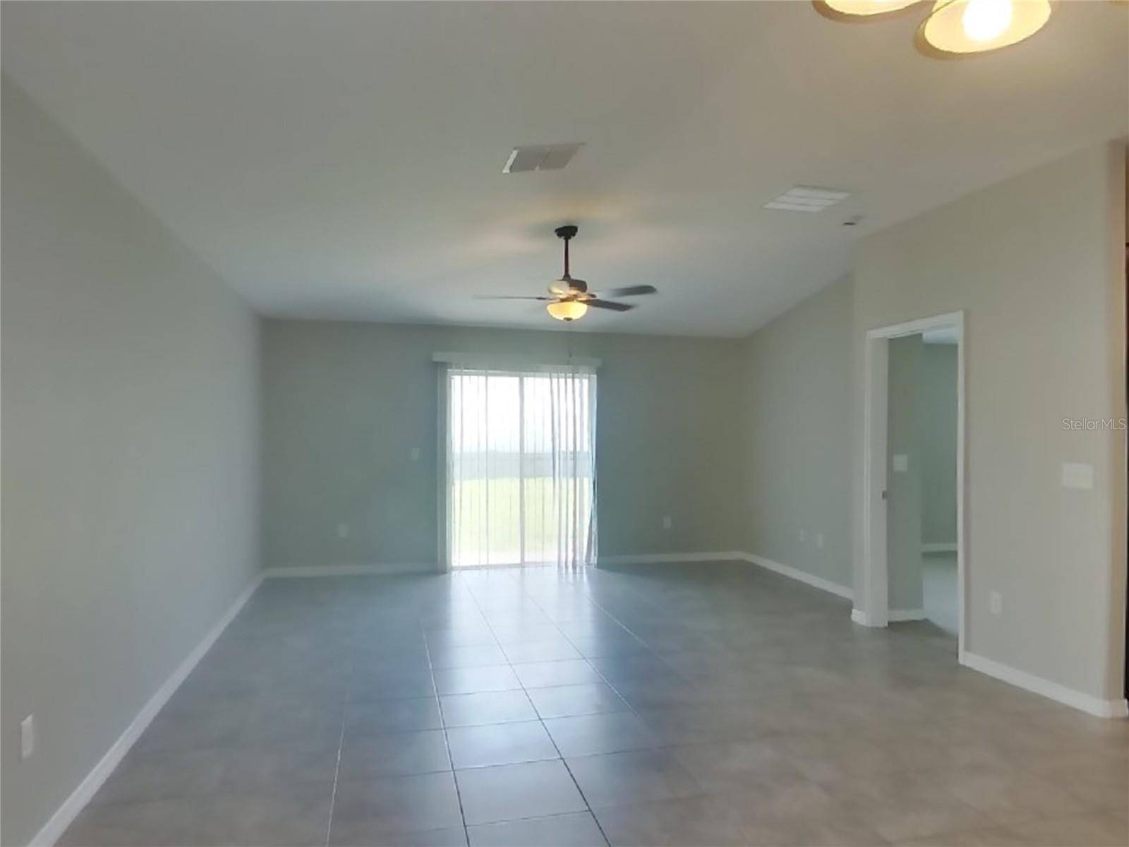 Dover, FL 33527,209 ARCHCLIFFE POINT PL